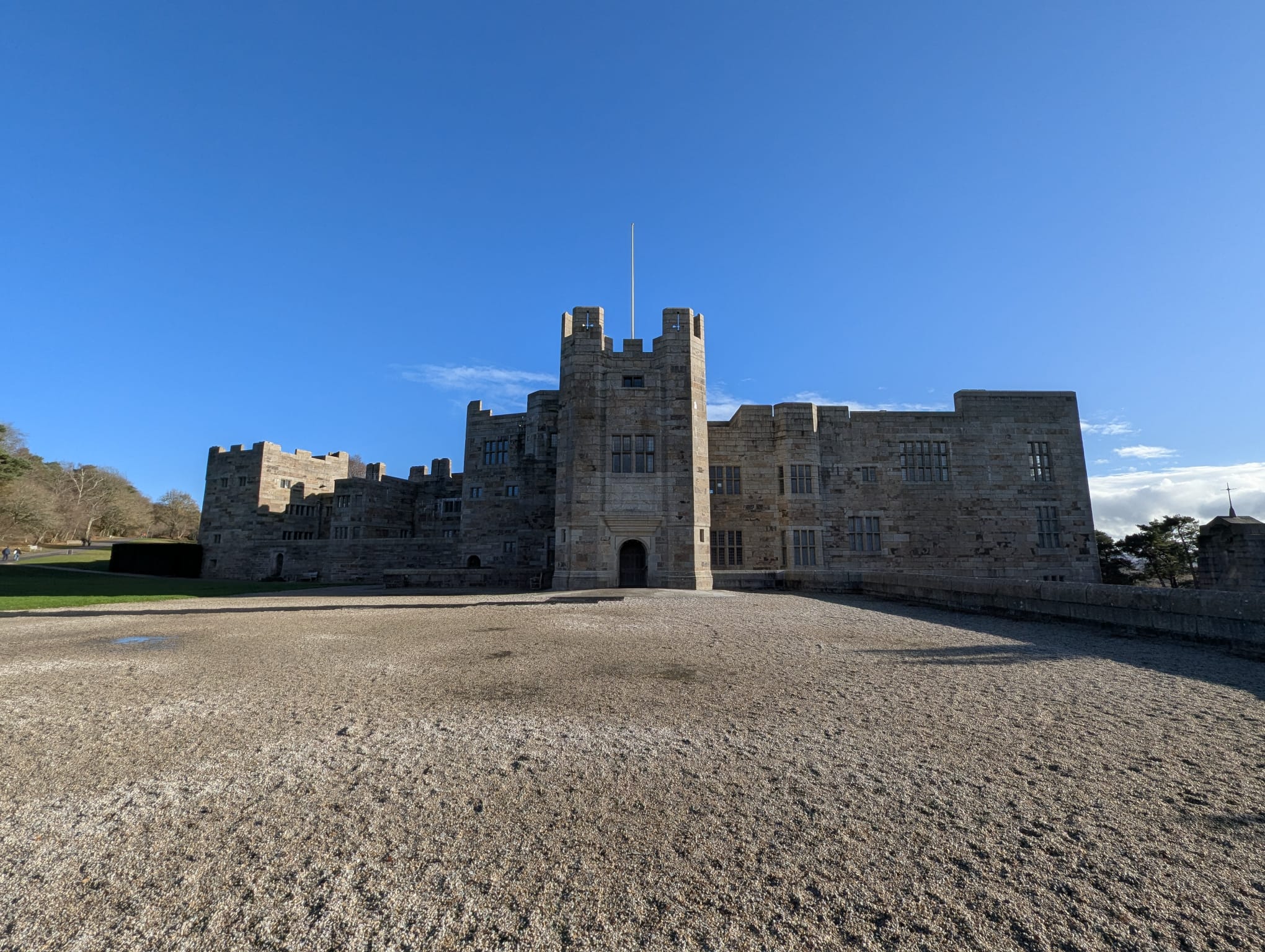 Money Doesn’t Buy Brains – My Visit to Castle Drogo.